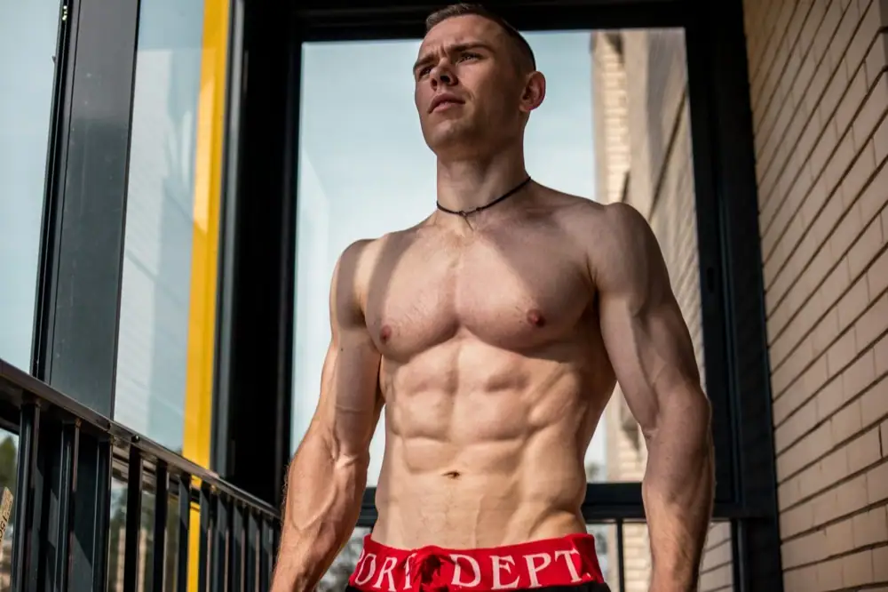 Tony Mo — Physique Model Videos on FLEXINGZONE